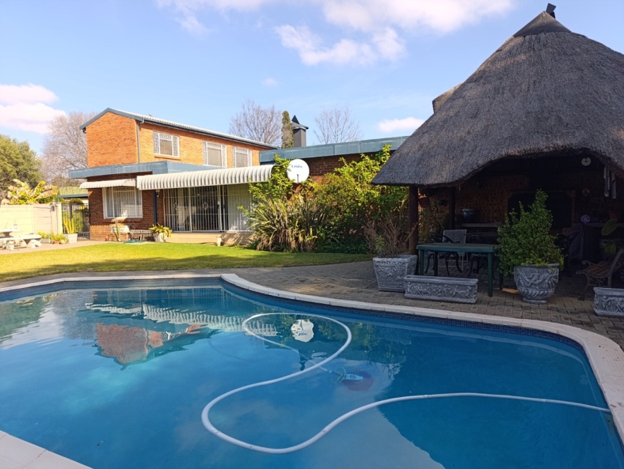 4 Bedroom Property for Sale in Fichardt Park Free State